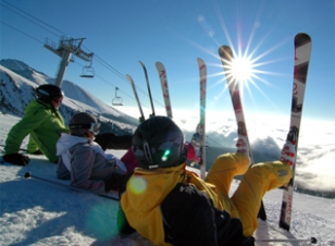 Lyžování, snowboarding...